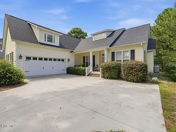 4th image of 2906 Moorings Way SE
