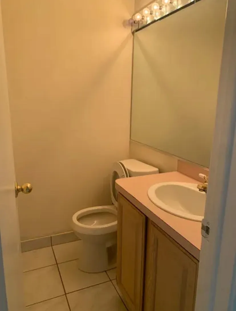 1171 Ransom Rd — Photo 2