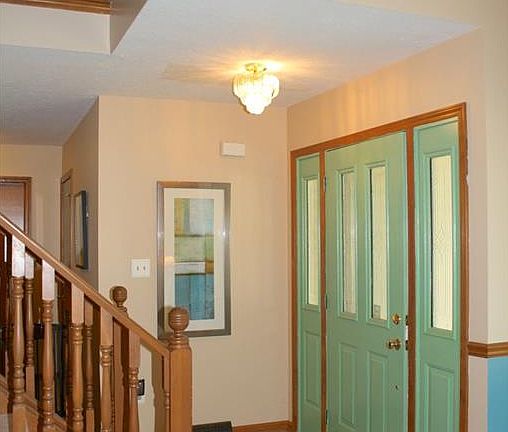 5th image of 341 Pemberton Dr