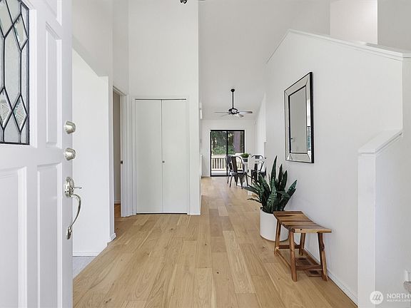 4th image of 16718 3rd Avenue SE