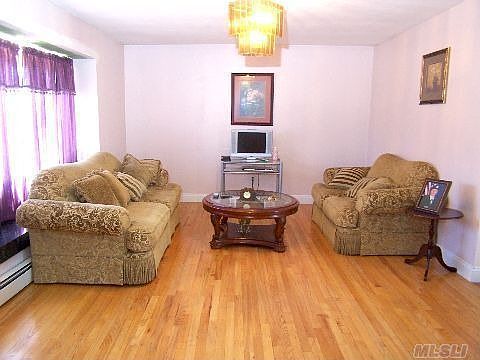 4th image of 42 Forte Ave