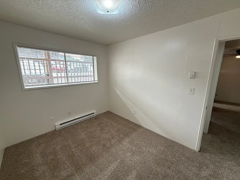 528 SW Levens St #4 — Photo 17
