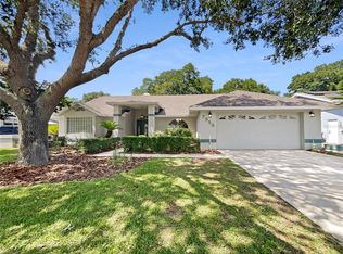 7555 Gunstock Dr, Lakeland, FL 33809