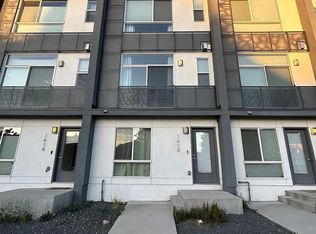 1610 Grove St, Denver, CO 80204