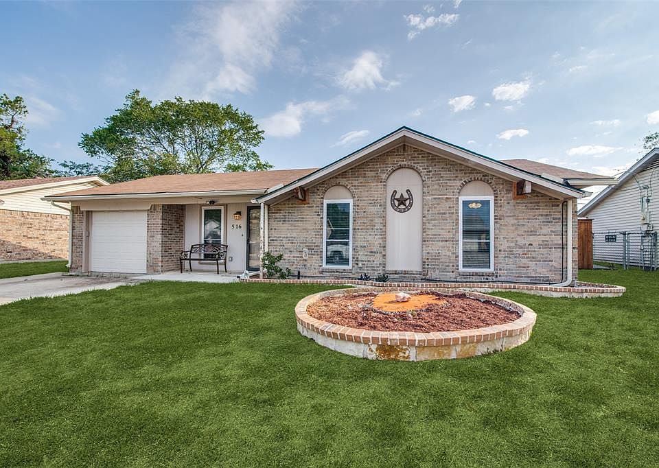 1st image of 516 Southlake Dr