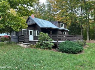 121 Hogtown Rd, Fort Ann, NY 12827