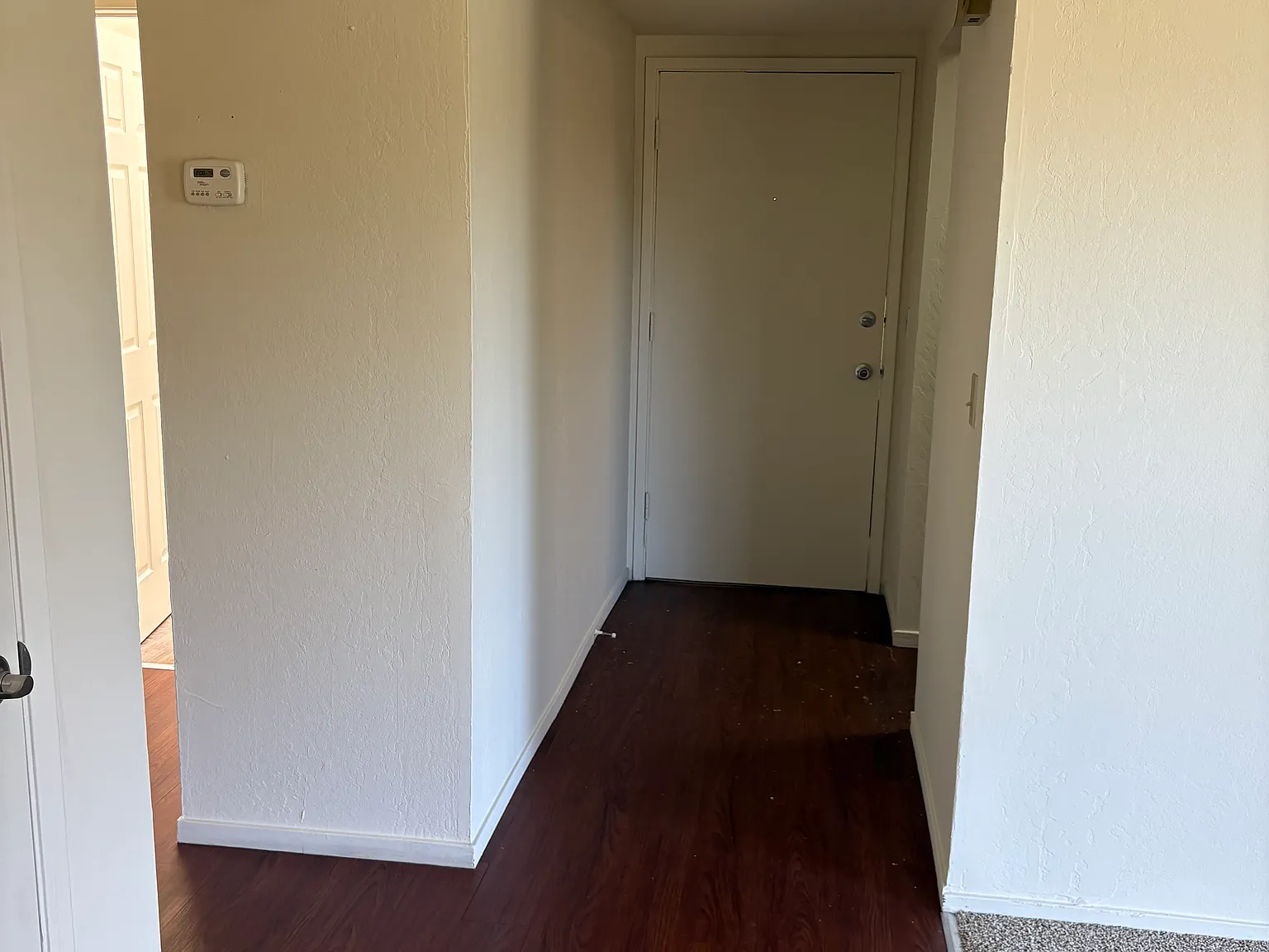 2 bed, 875 sqft, $2,850 — Photo 4