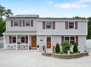 14 Eddy St, Cumberland, RI 02864