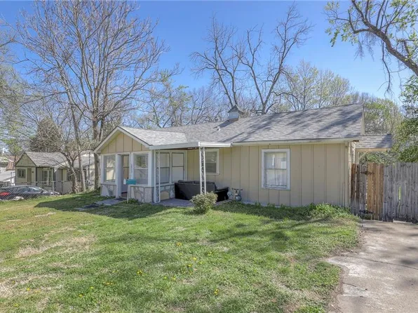 2315 S Hawthorne Ave, Independence, MO 64052