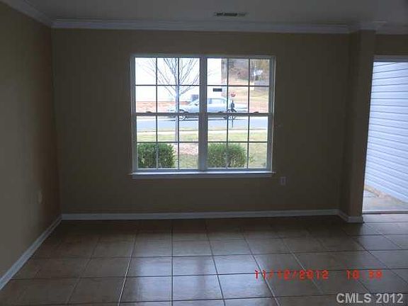 4th image of 4903 Autumn Oaks Dr