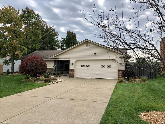 2nd image of 833 Trailwood Dr