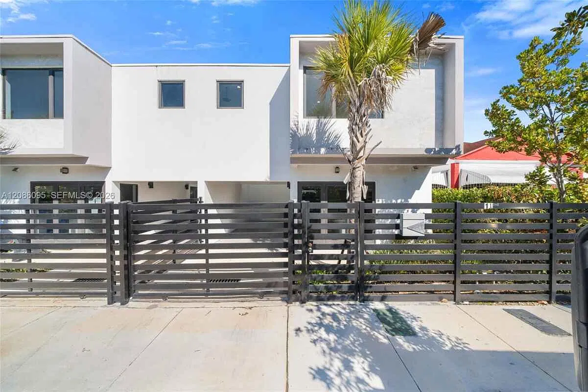 11 Ne 51 St # C Miami, Fl 33137 — Photo 1