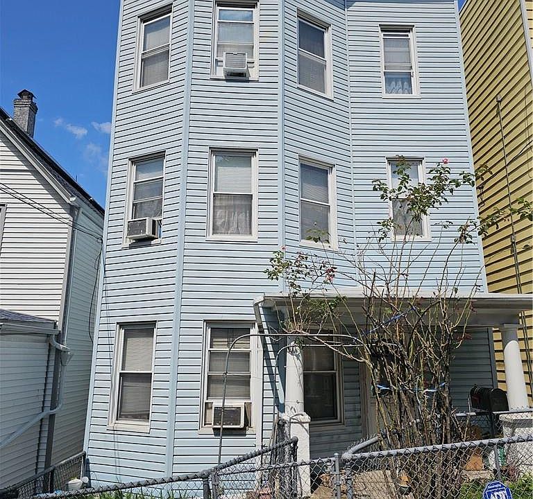 1st image of 9 Van Buren Street
