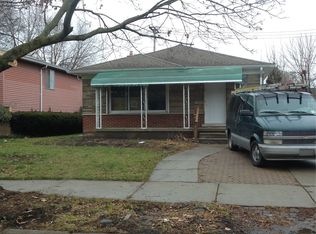 18942 Alstead St, Grosse Pointe, MI 48236