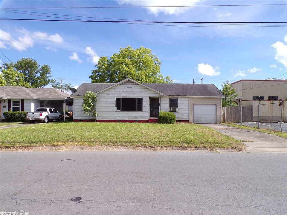 1st image of 404 W 27th Ave