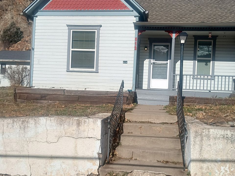 1st image of 612 Virginia St