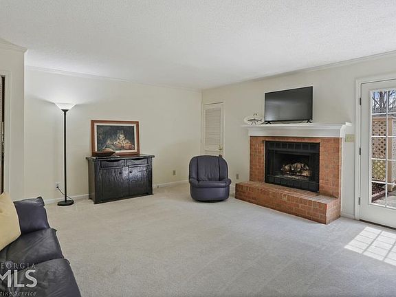 2nd image of 9076 Cobbler Ct