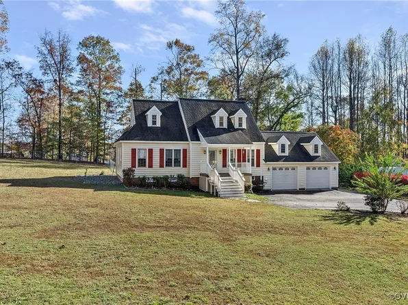 4749 Red Coach Ln, Sandston, VA 23150