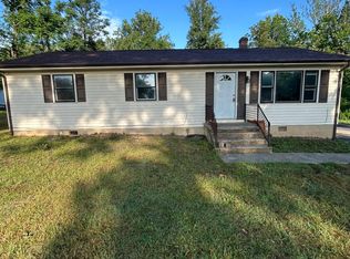 4056 Bendemeer Rd, Salem, VA 24153