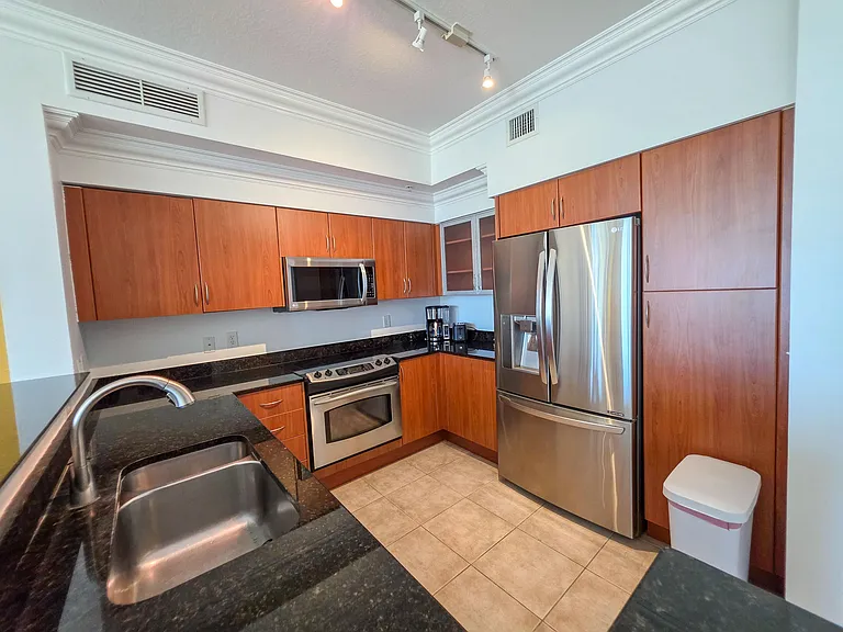 806 Windward Way #323 — Photo 12