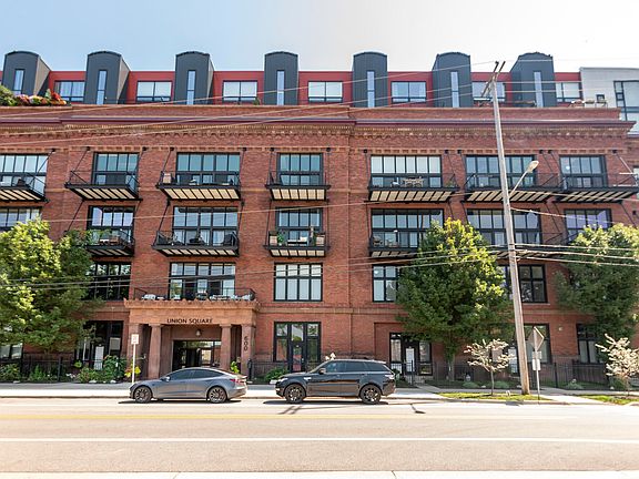 5th image of 600 Broadway Ave NW APT 323