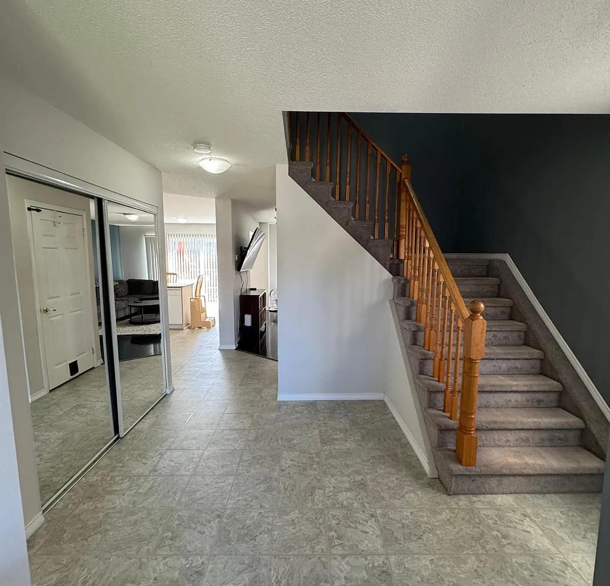 4 bed, $2,750 — Photo 2