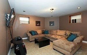 5th image of 4559 S Greenwood Ave #104