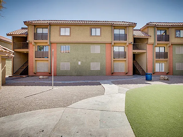 Encantada Apartments — Photo 14