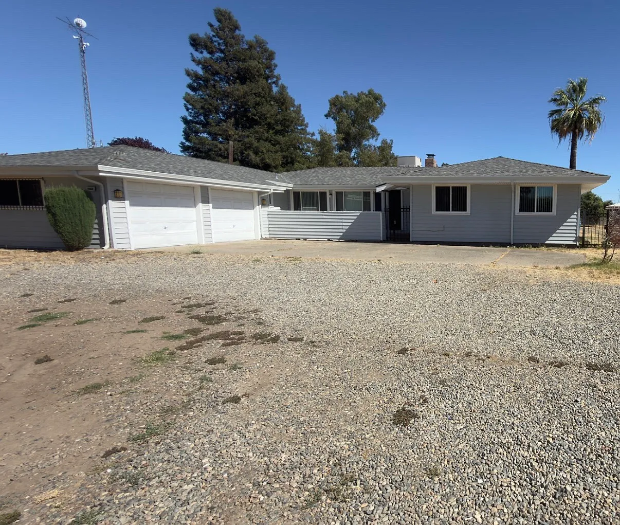 3 bed, 2.5 bath, 1870 sqft, $3,600 — Photo 2