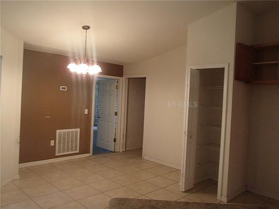 2nd image of 710 Springbank Ave