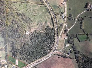 11 Bettys Bend Rd, Lancaster, TN 38569