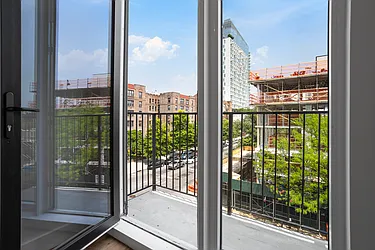 Rented by Safdie Realty Group