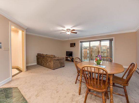 4th image of 4225 Saratoga Ave #403