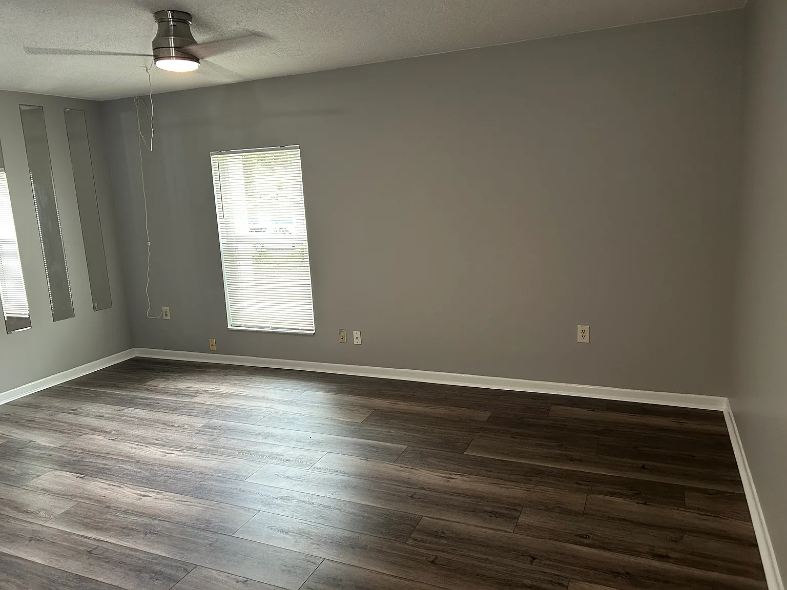 145 Picardy Villa Cir — Photo 4