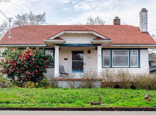 915 NE 79th Ave, Portland, OR 97213