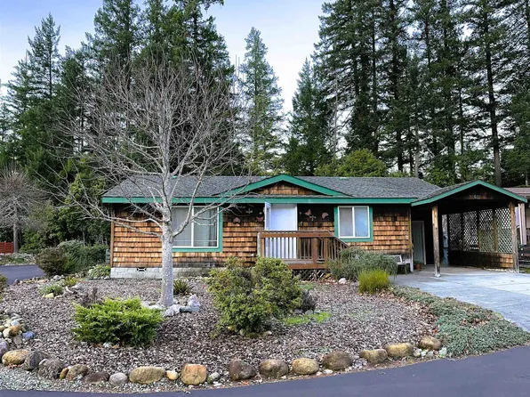 9825 State Highway Uns #199-61, Gasquet, CA 95543