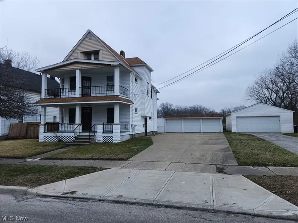 3957 E 55th St, Cleveland, OH 44105