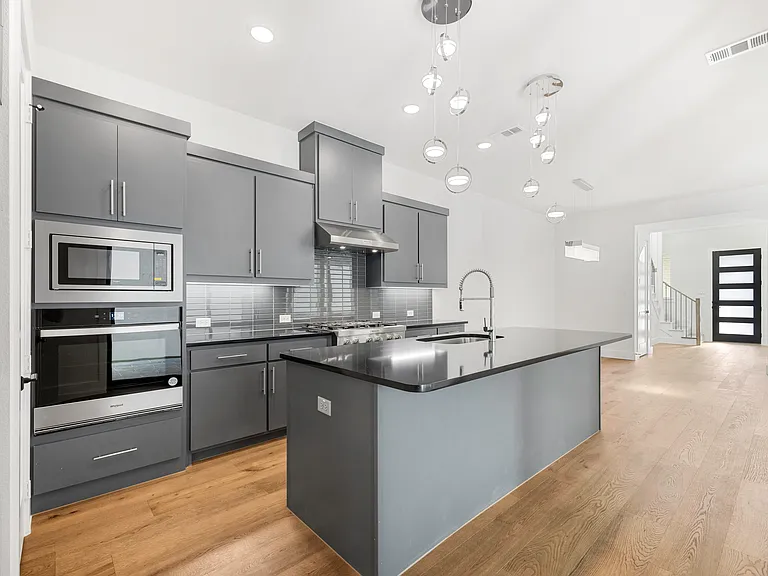 7312 Collin McKinney Pkwy — Photo 10