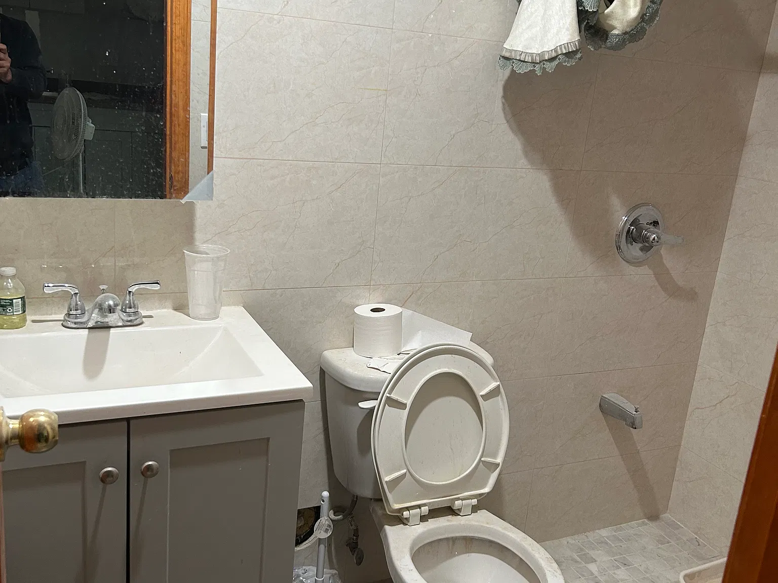 2 bed, 600 sqft, $2,000 — Photo 3