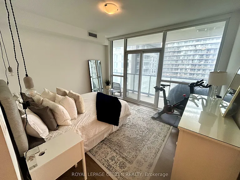 30 Ordnance St #2402 — Photo 25