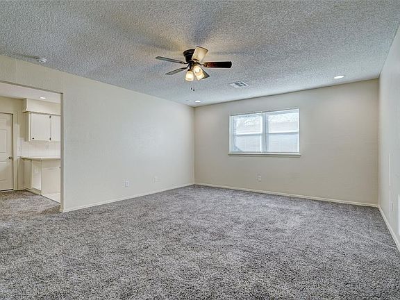 5th image of 3404 Royalwood Cir
