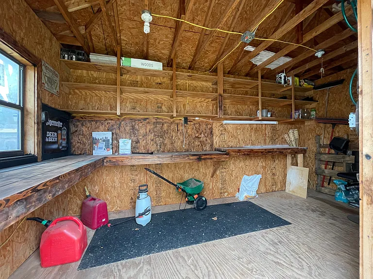 2106 Appomattox — Photo 46
