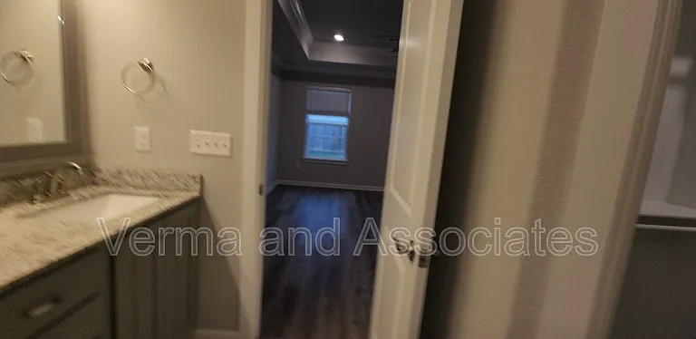 4440 W Havana Ave — Photo 4