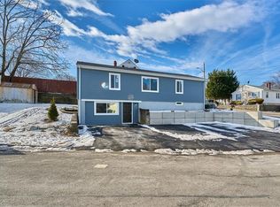 95 Wainwright St, Providence, RI 02908