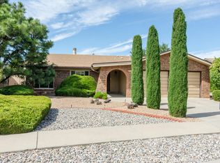 7405 Volunteer St NE, Albuquerque, NM 87109