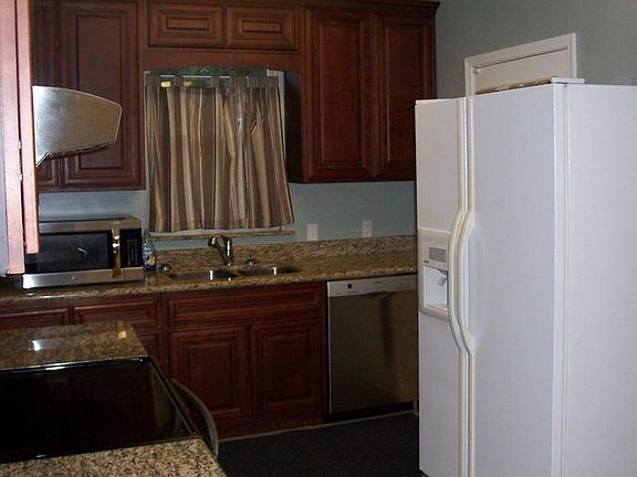 5th image of 1065 Willis Dr