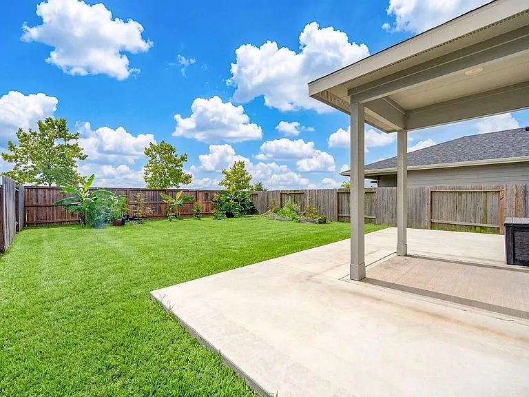 12539 Colchester Creek Ct — Photo 2