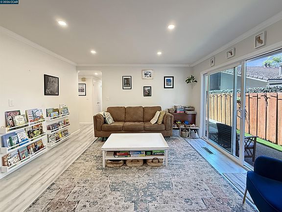 4th image of 2548 Jones Rd APT 10
