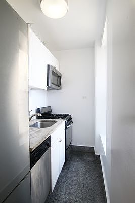 5th image of 66 Saint Nicholas Pl #63-B