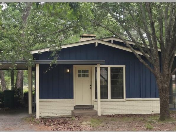 6 Huckleberry Ln